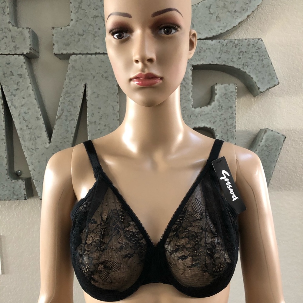 Black lace bra
